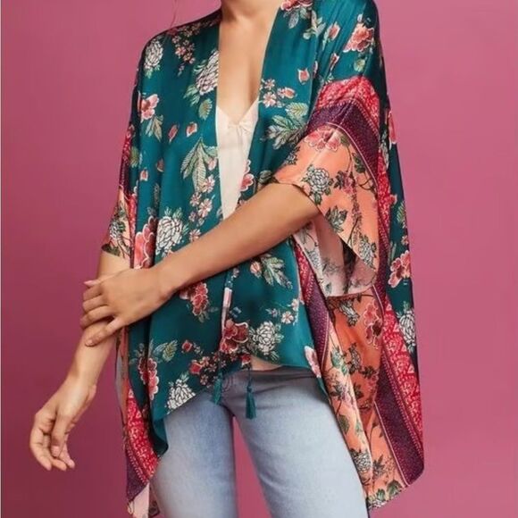 Anthropologie Tops - Anthropologie Kachel Jade bordered floral silk satin kimono
